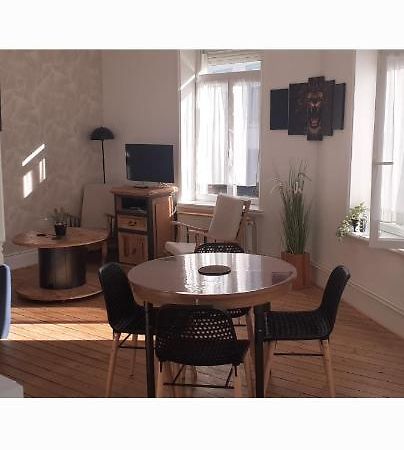 Studio 30 M2 Refait A Neuf Idealement Situe Centre Ville Et Plage Вимере Экстерьер фото