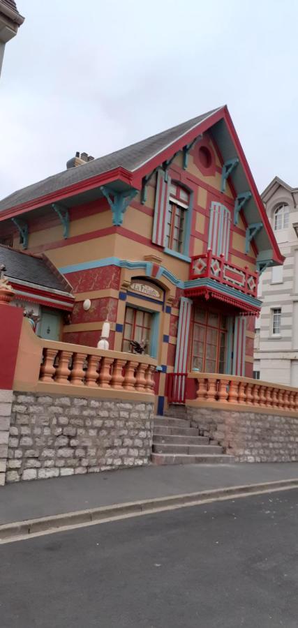 Studio 30 M2 Refait A Neuf Idealement Situe Centre Ville Et Plage Вимере Экстерьер фото