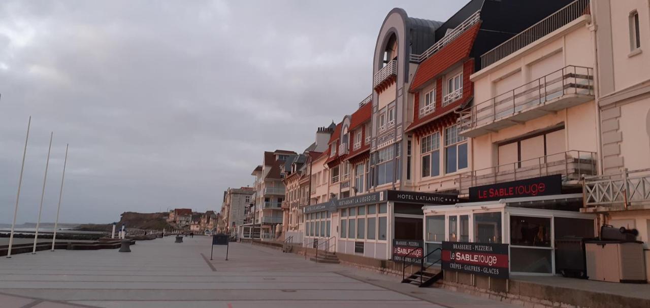 Studio 30 M2 Refait A Neuf Idealement Situe Centre Ville Et Plage Вимере Экстерьер фото